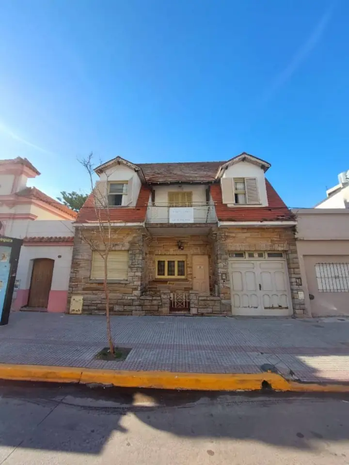 Casa de 3 dormitorios en Ensenada, foto 1
