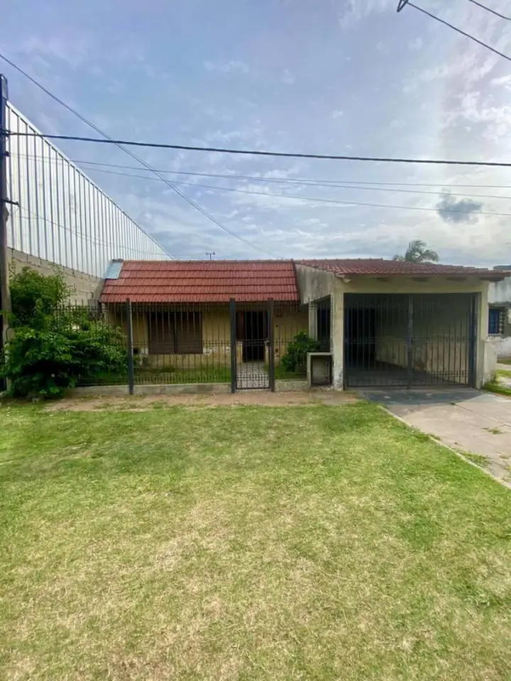 Casa de 2 dormitorios en San Carlos, foto 1