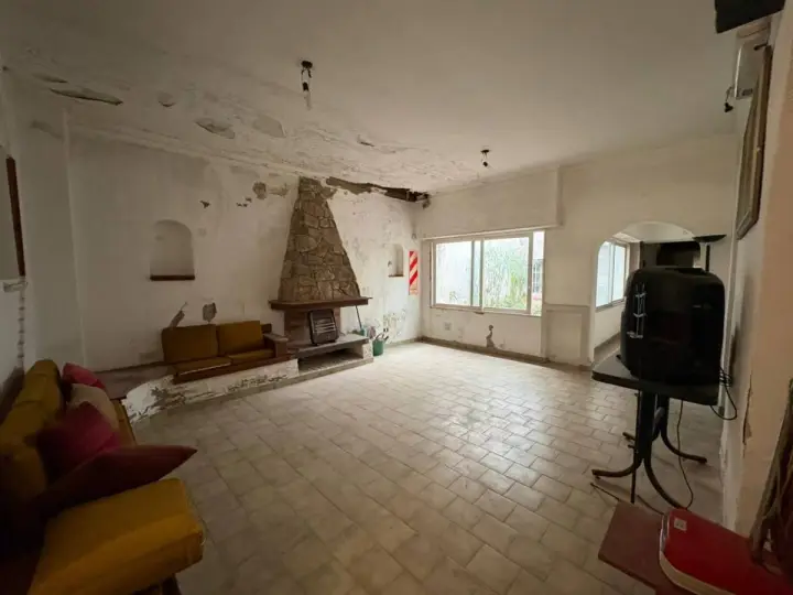 Casa de 5 dormitorios en La Plata, foto 1