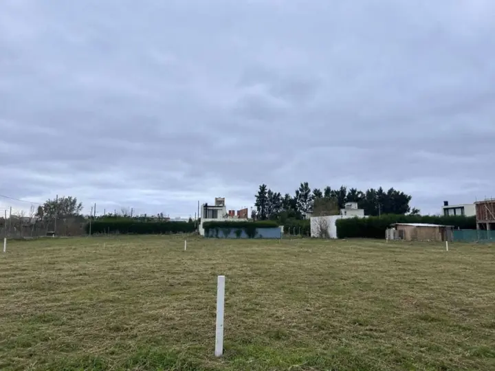 Lote de 433 m² en Manuel B Gonnet, foto 1