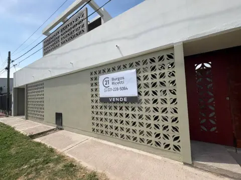 Dúplex de 2 dormitorios en Ringuelet
