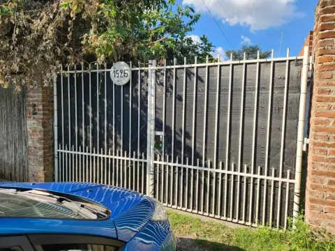 Casa de 2 dormitorios en Los Hornos