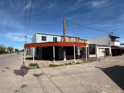 Casa de 4 dormitorios en Berisso