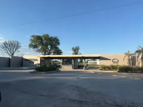 Lote de 818 m² en City Bell