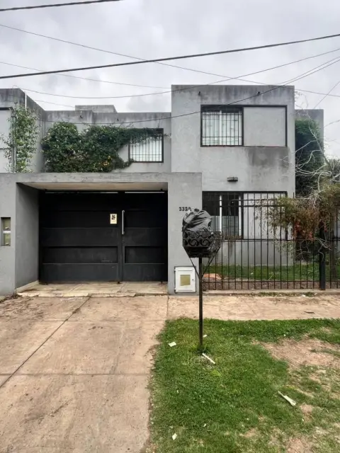 Casa de 3 dormitorios en La Plata