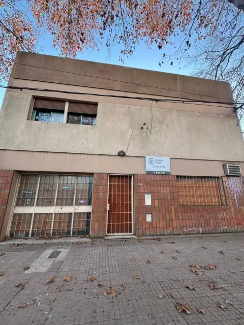 Casa de 4 dormitorios en La Plata
